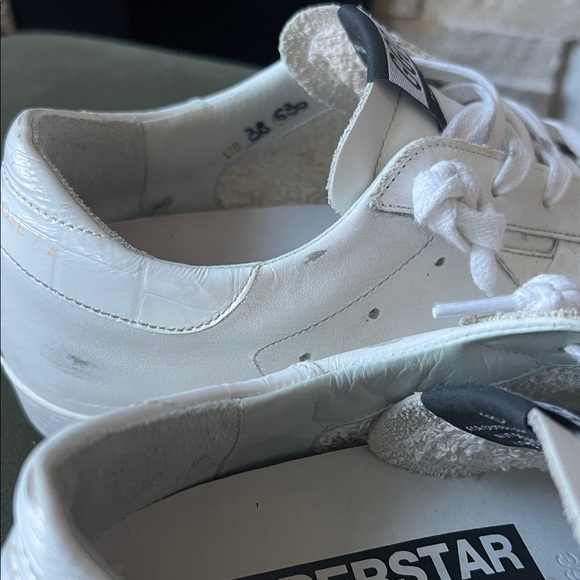 Golden Goose Super-Star Sneaker - Picture 15 of 16